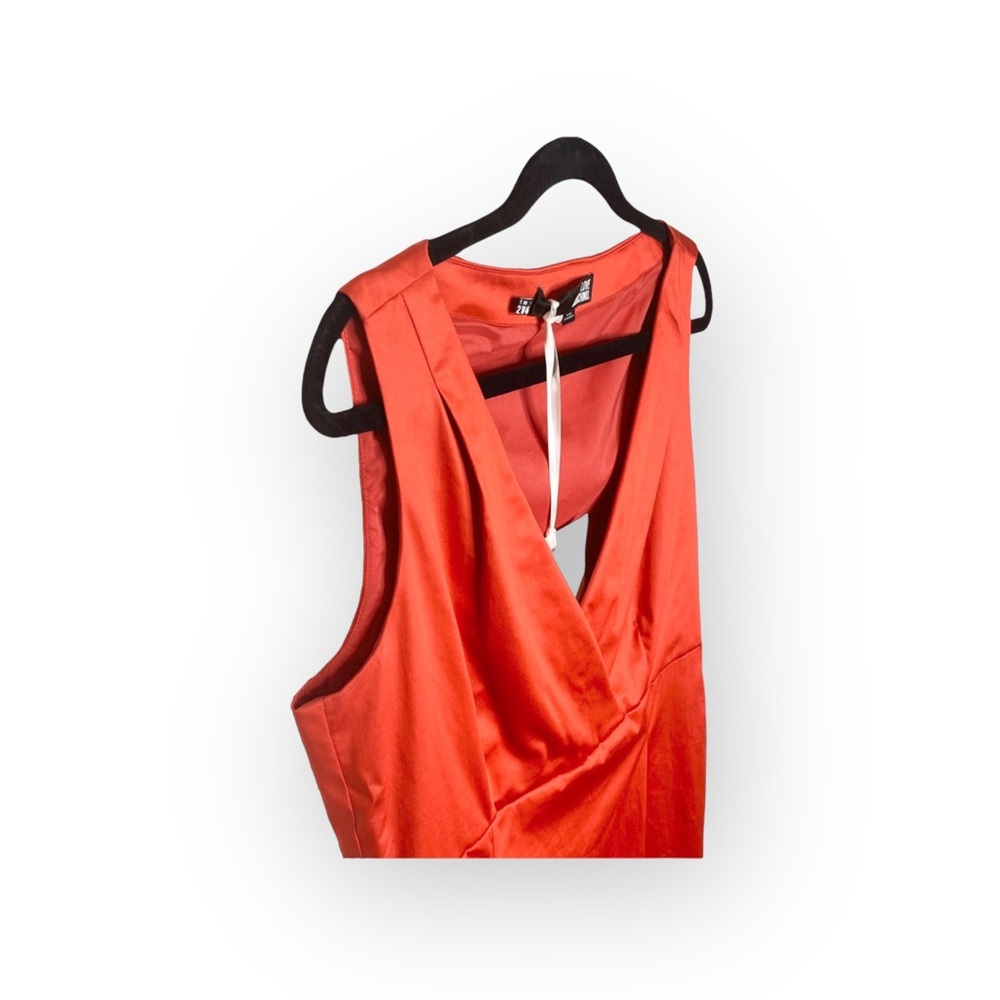 new Love Moschino ☻︎ V Neck Shift Mini Dress ☻︎ Party Soirée ☻︎ Shiny Red ☻︎ 10 - Picture 5 of 17